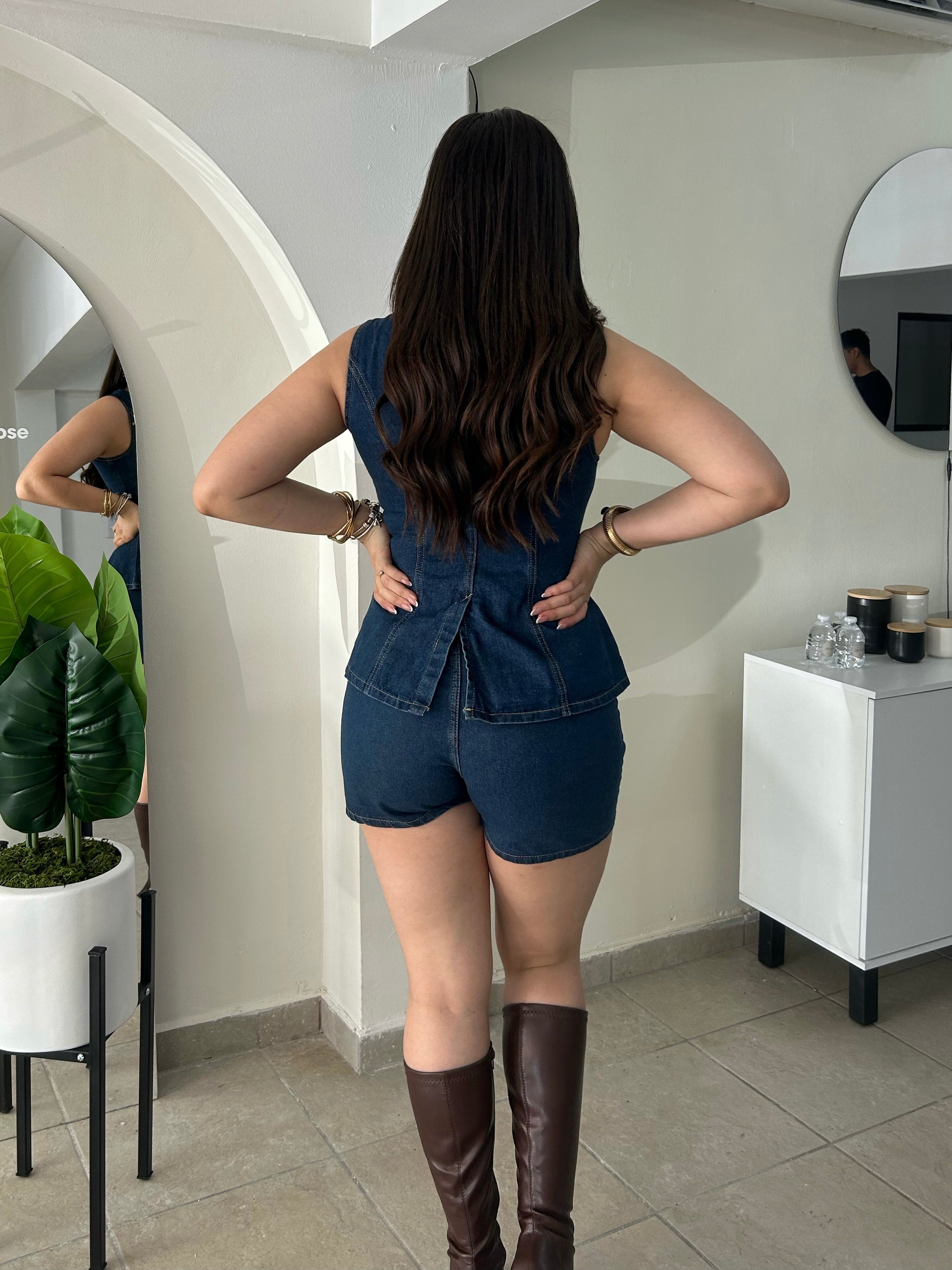 Set Emma